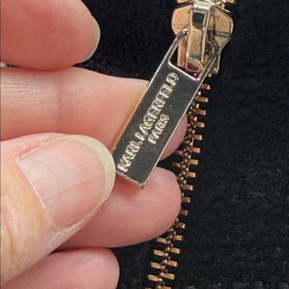 Karl Lagerfeld Paris White Black Colorblocked Tweed Chain Cropped Zip Up Blazer - Picture 6 of 11